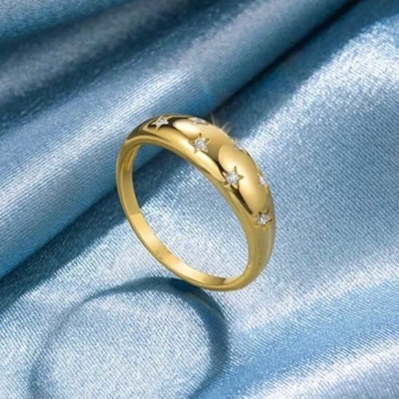 NWT Star Dome Ring 18K Yellow Gold Plated Encrusted With Cubic Zirconia SZ.9 - Picture 2 of 10
